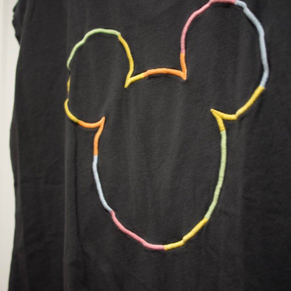 Rainbow Mickey T-shirt - Picture 2 of 3